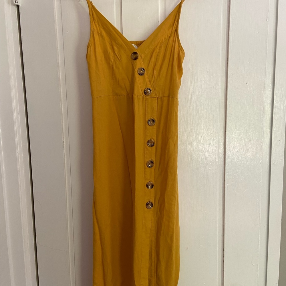 [SOLD] No Comment midi dress - super cute for summer 👗